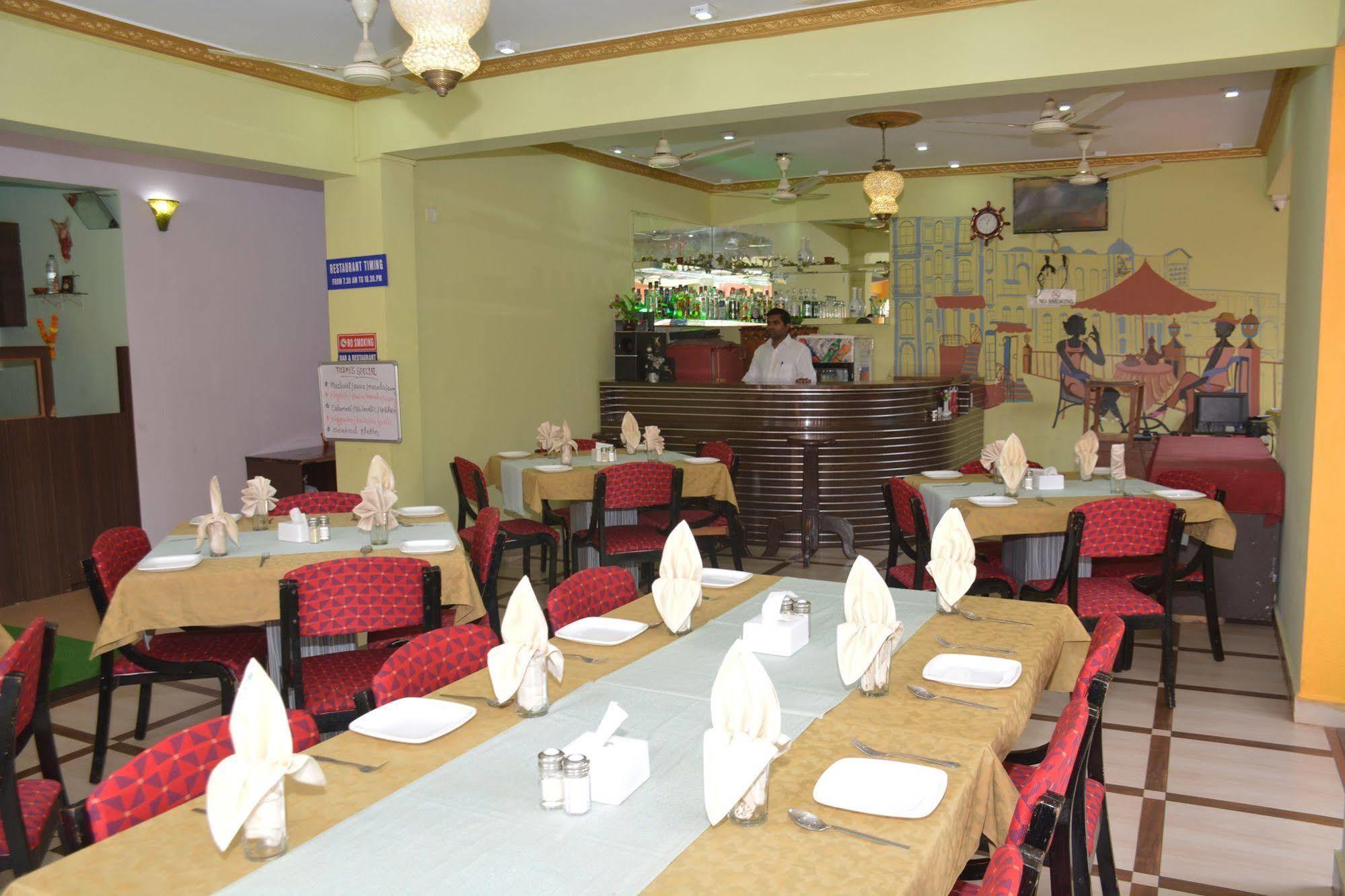 קלנגוטה Rbr Suites מראה חיצוני תמונה