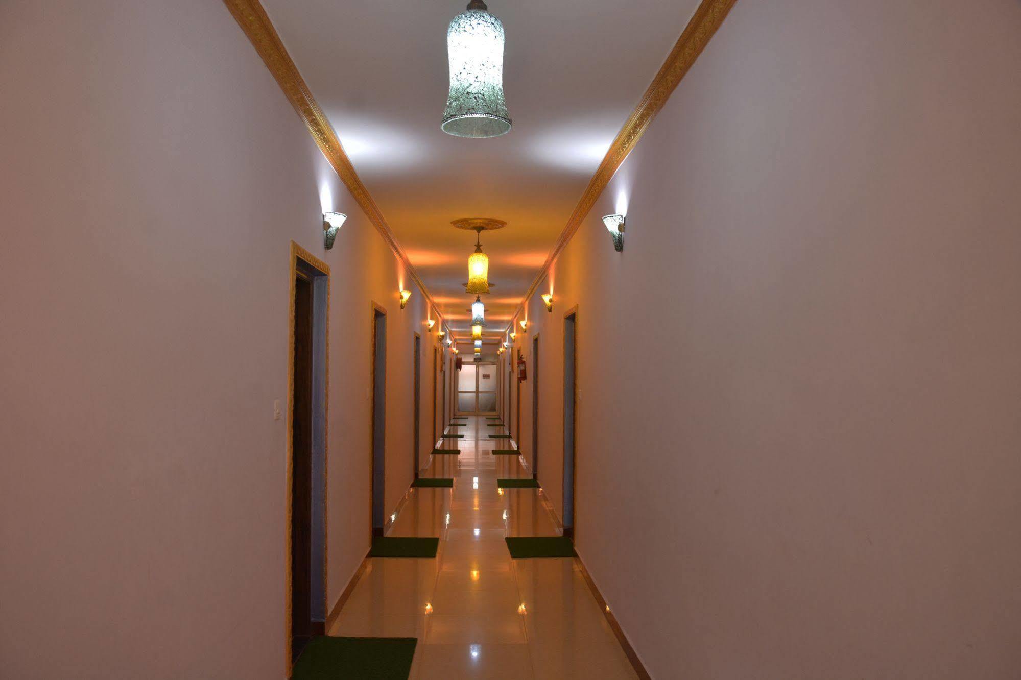 קלנגוטה Rbr Suites מראה חיצוני תמונה