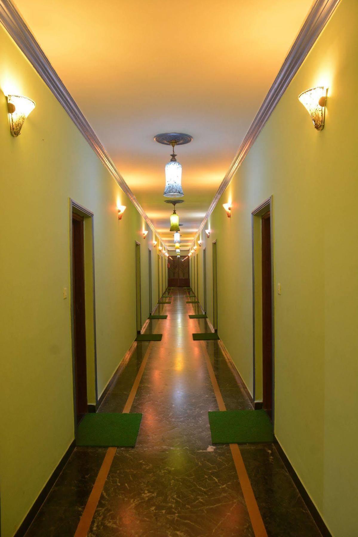 קלנגוטה Rbr Suites מראה חיצוני תמונה